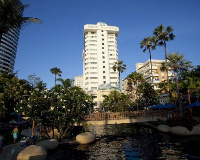 Pattaya utazás Jomtien Palm Beach Hotel and Resort