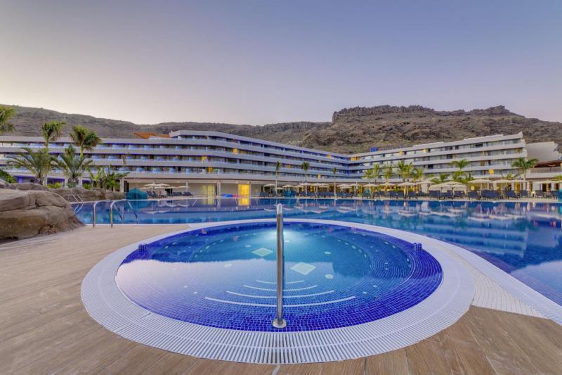 Gran Canaria Puerto de Mogan utazás Radisson Blu Resort And Spa Mogan