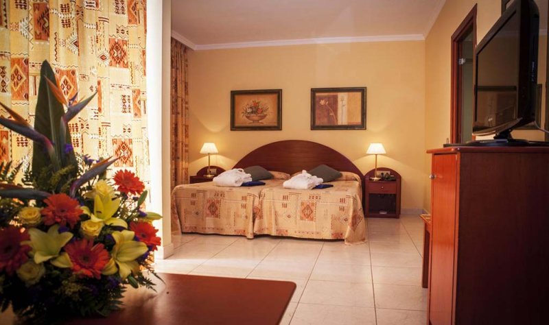 Tenerife Playa de las Americas utazás Alexandre Hotel La Siesta