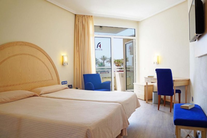 Tenerife Costa Adeje utazás Alexandre Hotel Troya