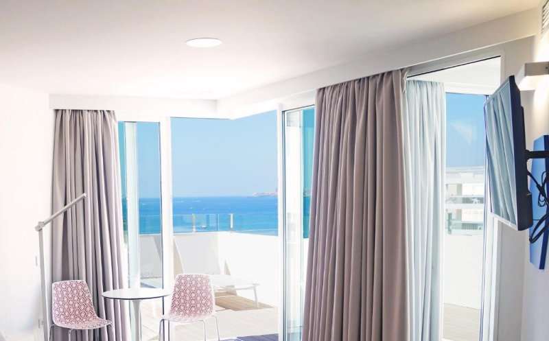 Tenerife Costa Adeje utazás Alexandre Hotel Troya