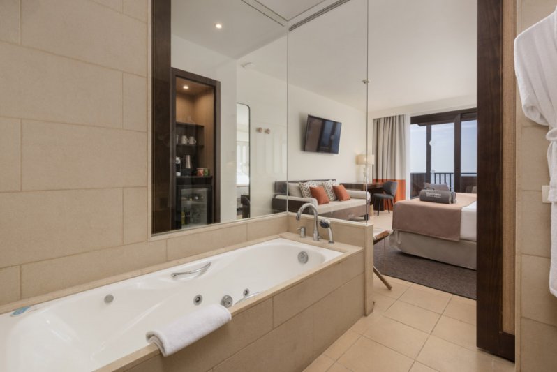 Tenerife utazás Barcelo Tenerife Royal Level