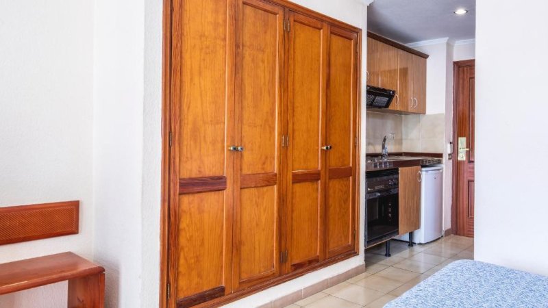 Tenerife utazás Be Smart Florida Plaza