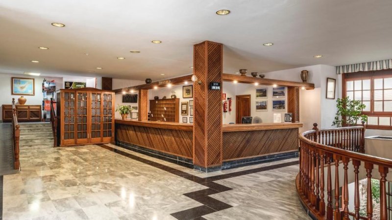 Tenerife utazás Be Smart Florida Plaza