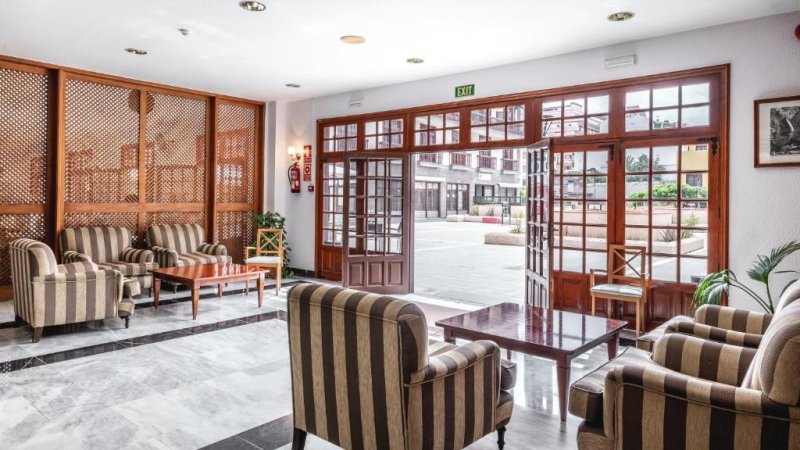 Tenerife utazás Be Smart Florida Plaza