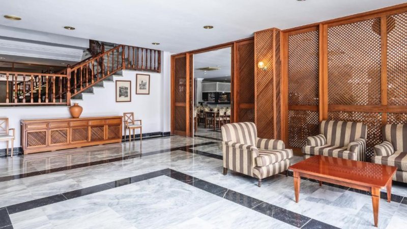 Tenerife utazás Be Smart Florida Plaza