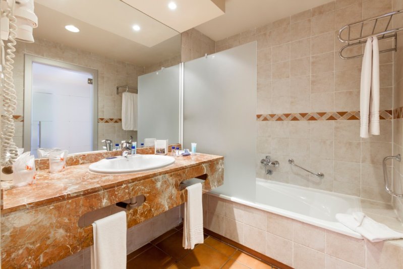 Tenerife Costa Adeje utazás Best Jacaranda