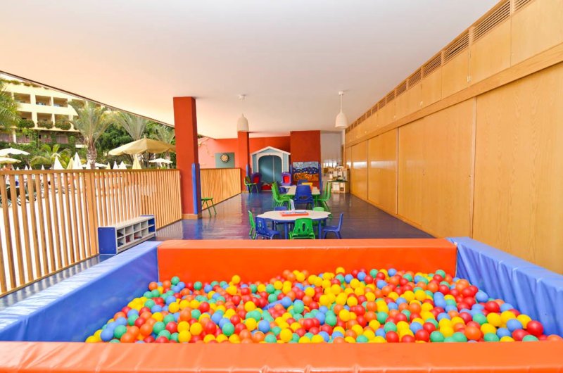 Tenerife Costa Adeje utazás Best Jacaranda