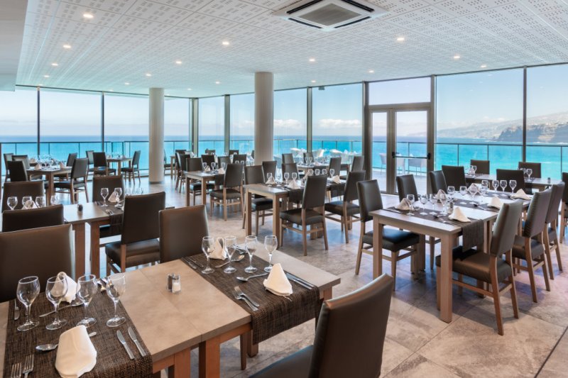 Tenerife Puerto de la Cruz utazás Best Semiramis