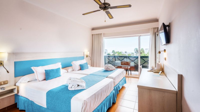 Lanzarote utazás Blue Sea Costa Bastian