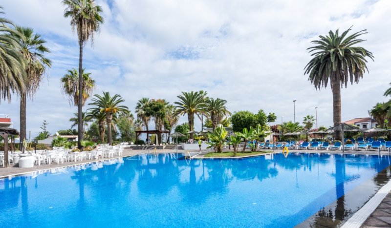 Tenerife Puerto de la Cruz utazás Blue Sea Interpalace