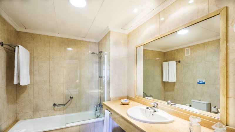 Tenerife utazás Blue Sea Puerto Resort