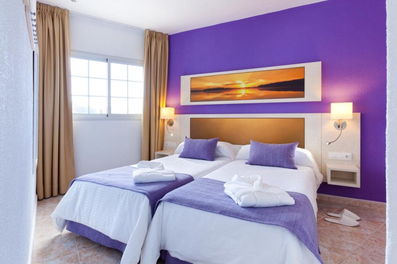 Tenerife Los Cristianos utazás Checkin Bungalows Atlantida