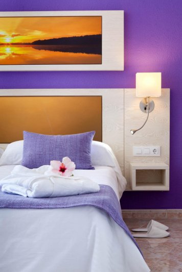 Tenerife Los Cristianos utazás Checkin Bungalows Atlantida