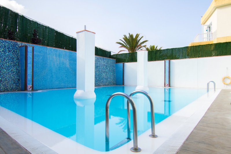 Tenerife Los Cristianos utazás Checkin Bungalows Atlantida