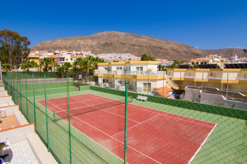 Tenerife Los Cristianos utazás Checkin Bungalows Atlantida