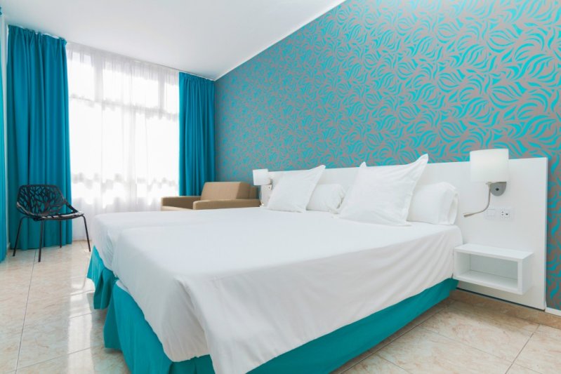 Tenerife Puerto de la Cruz utazás Checkin Concordia Playa