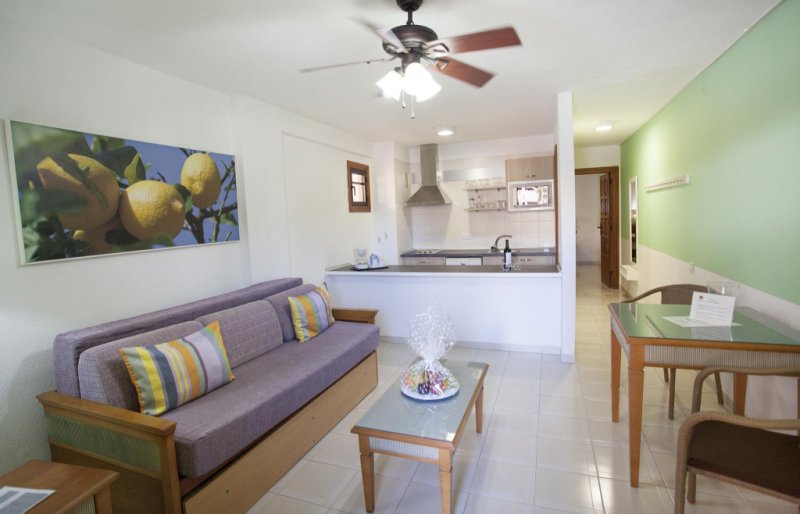 Tenerife Playa de las Americas utazás Coral Compostela Beach