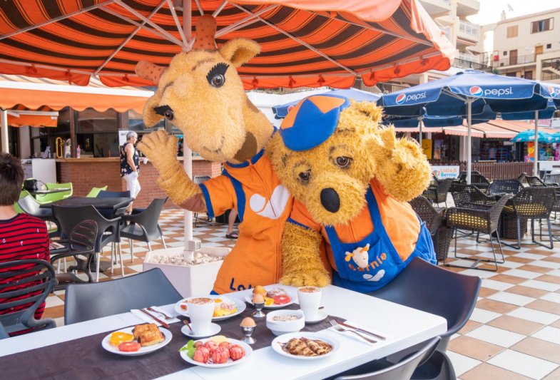 Tenerife Playa de las Americas utazás Coral Compostela Beach