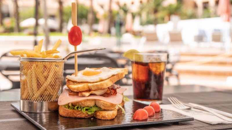 Tenerife Playa de las Americas utazás Coral Compostela Beach