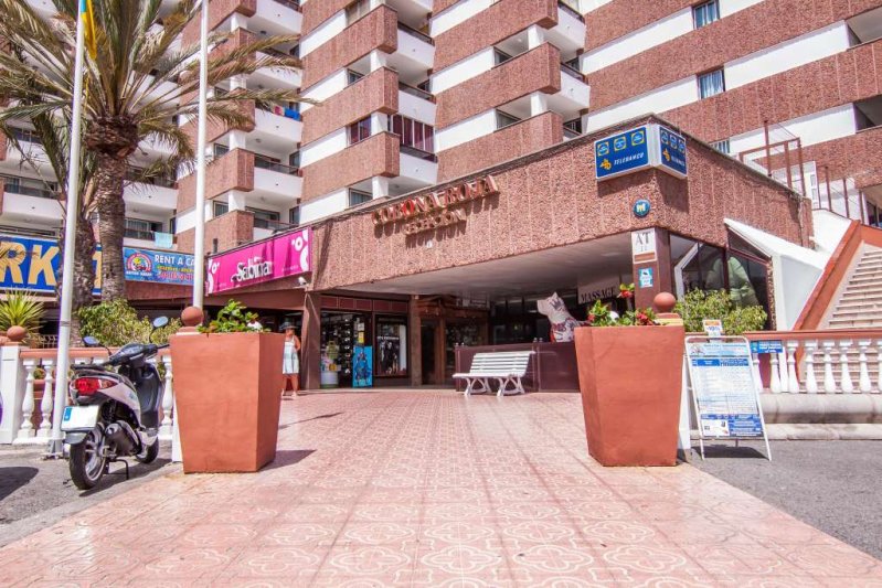 Gran Canaria Playa del Inglés utazás Corona Roja