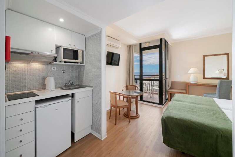 Madeira utazás Dorisol Mimosa Studio Hotel