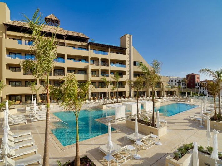 Tenerife Costa Adeje utazás GF Victoria