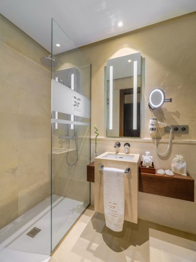 Tenerife Costa Adeje utazás GF Victoria