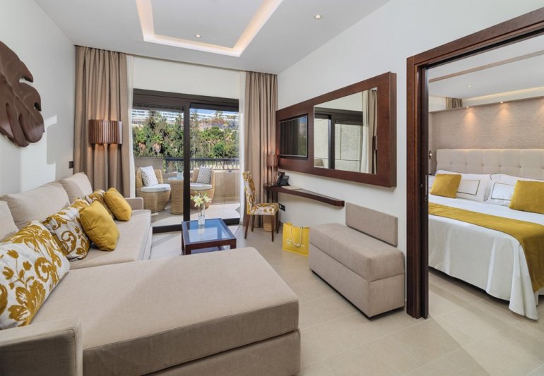 Tenerife Costa Adeje utazás GF Victoria