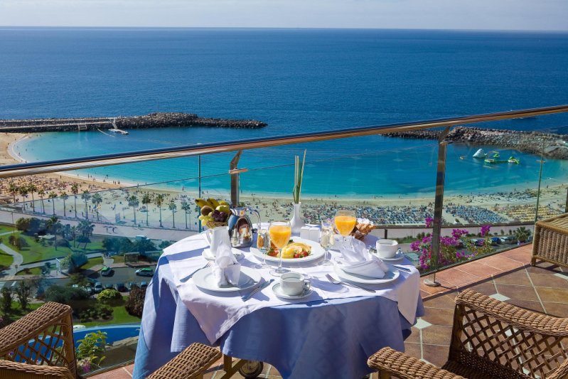 Gran Canaria Playa de Amadores utazás Gloria Palace Royal Hotel