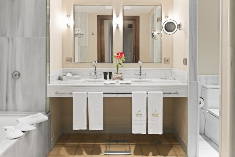 Tenerife utazás Gran Hotel Bahia Del Duque