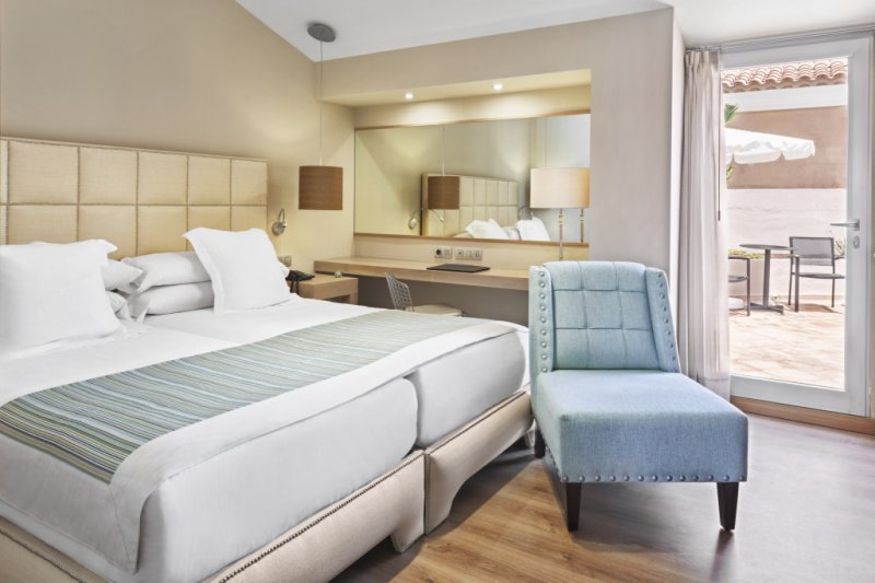 Tenerife utazás Gran Hotel Bahia Del Duque