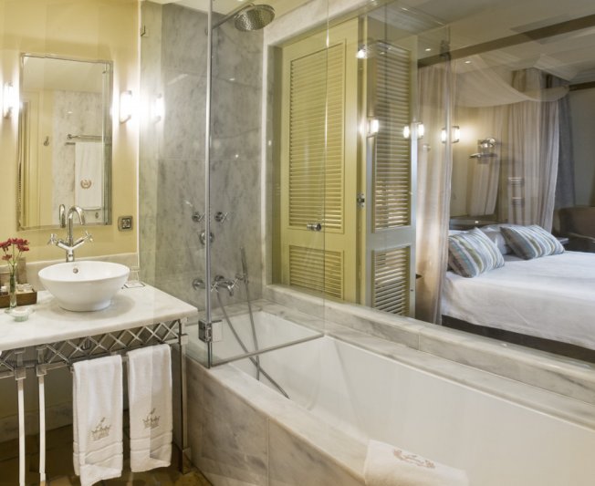 Tenerife utazás Gran Hotel Bahia Del Duque