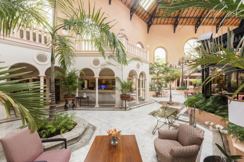 Tenerife utazás Gran Hotel Bahia Del Duque