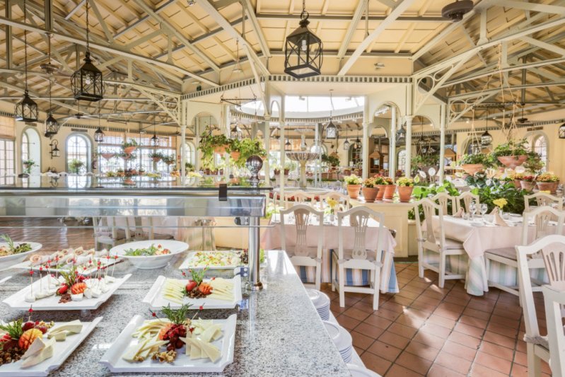 Tenerife utazás Gran Hotel Bahia Del Duque