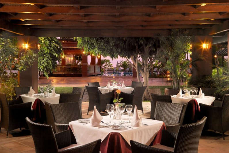 Tenerife Costa Adeje utazás H10 Costa Adeje Palace