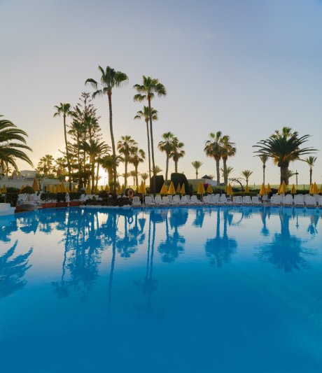 Tenerife Playa de las Americas utazás H10 Las Palmeras