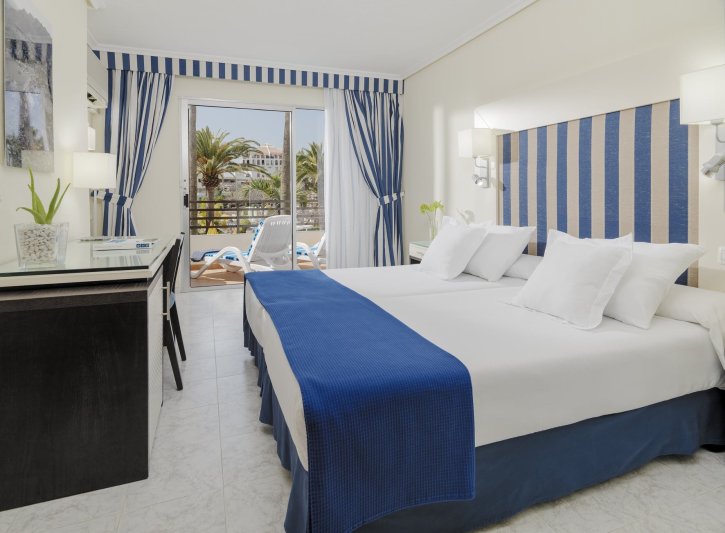 Tenerife Playa de las Americas utazás H10 Las Palmeras