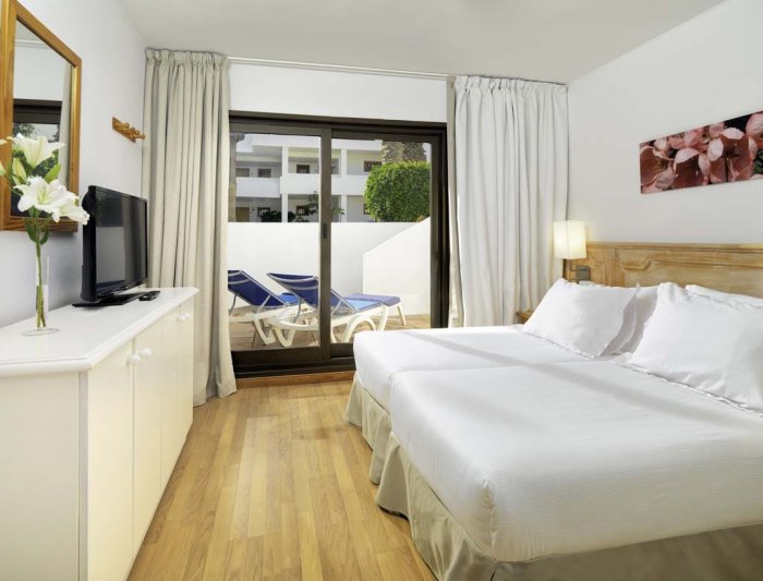 Lanzarote utazás H10 Suites Lanzarote Gardens