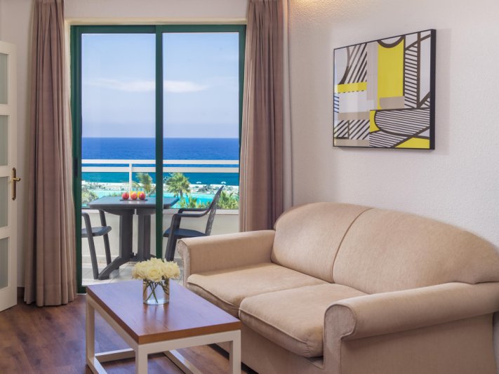 Tenerife Puerto de La Cruz utazás H10 Tenerife Playa