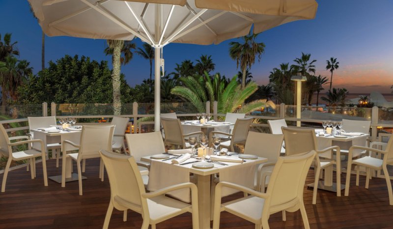 Tenerife Puerto de La Cruz utazás H10 Tenerife Playa