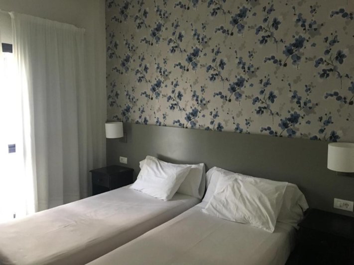 Tenerife Los Cristianos utazás HG Cristian Sur