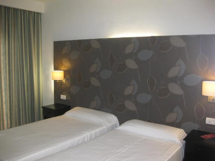 Tenerife Los Cristianos utazás HG Cristian Sur