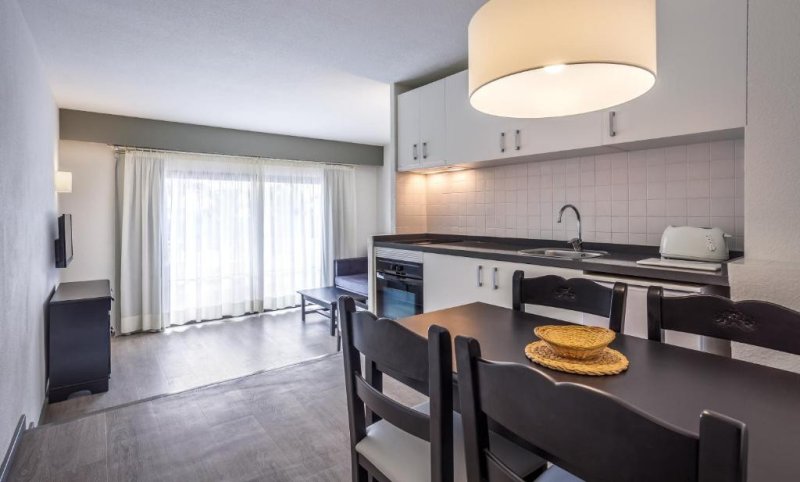 Tenerife Los Cristianos utazás HG Cristian Sur