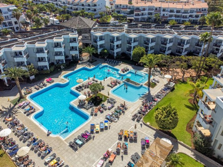 Tenerife Los Cristianos utazás HG Tenerife Sur