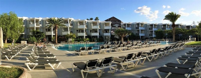 Tenerife Los Cristianos utazás HG Tenerife Sur