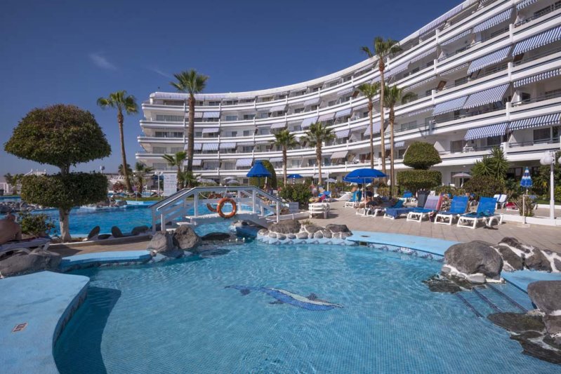 Tenerife utazás Hovima Atlantis