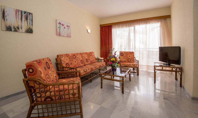 Tenerife utazás Hovima Atlantis