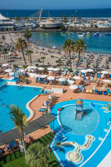 Tenerife Costa Adeje utazás Hovima La Pinta Beachfront Family Hotel