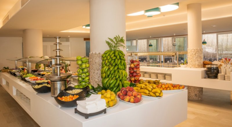 Hovima La Pinta Beachfront Family Hotel Tenerife Costa Adeje